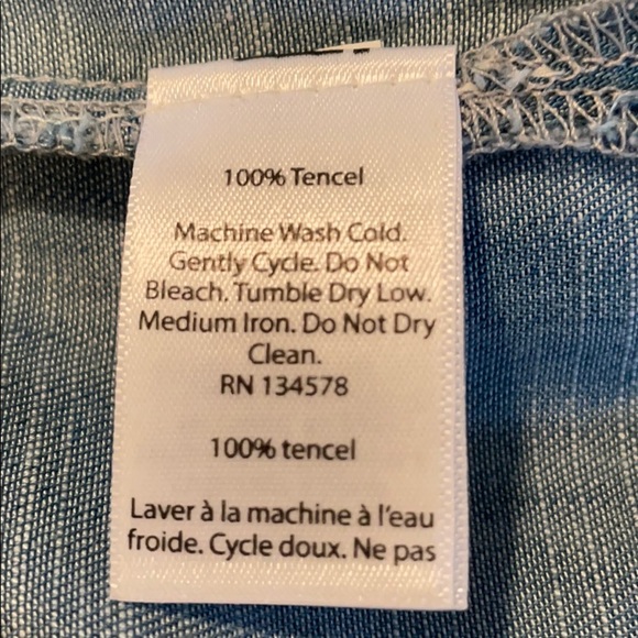 Vineyard Vines Tencel Dress (8) cute details, Blue - Picture 14 of 14